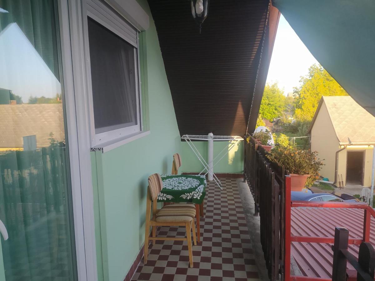 Etus Vendeghaz Villa Balatonfenyves Ngoại thất bức ảnh