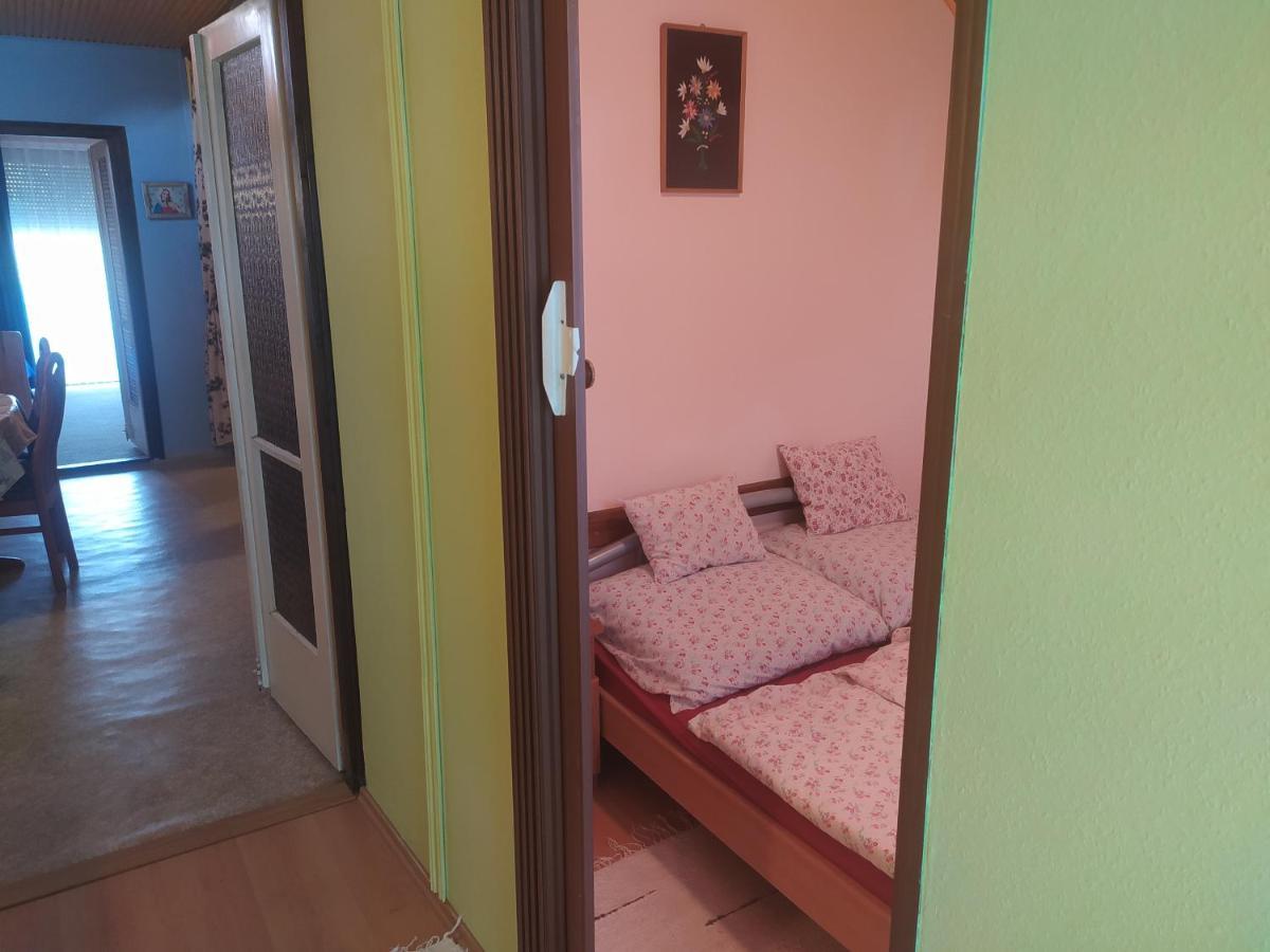 Etus Vendeghaz Villa Balatonfenyves Ngoại thất bức ảnh