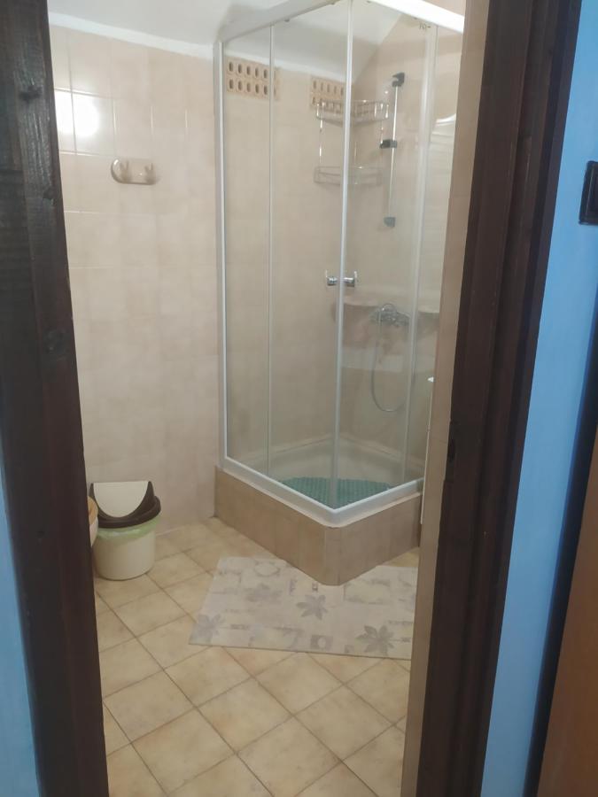 Etus Vendeghaz Villa Balatonfenyves Ngoại thất bức ảnh